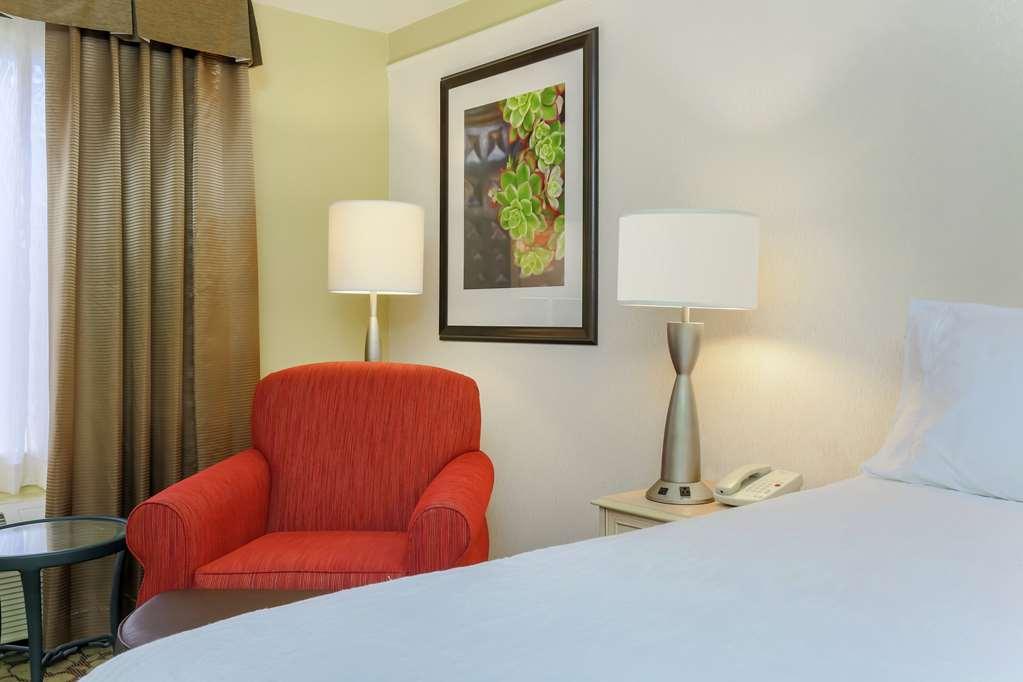 Hilton Garden Inn Tallahassee Pokój zdjęcie